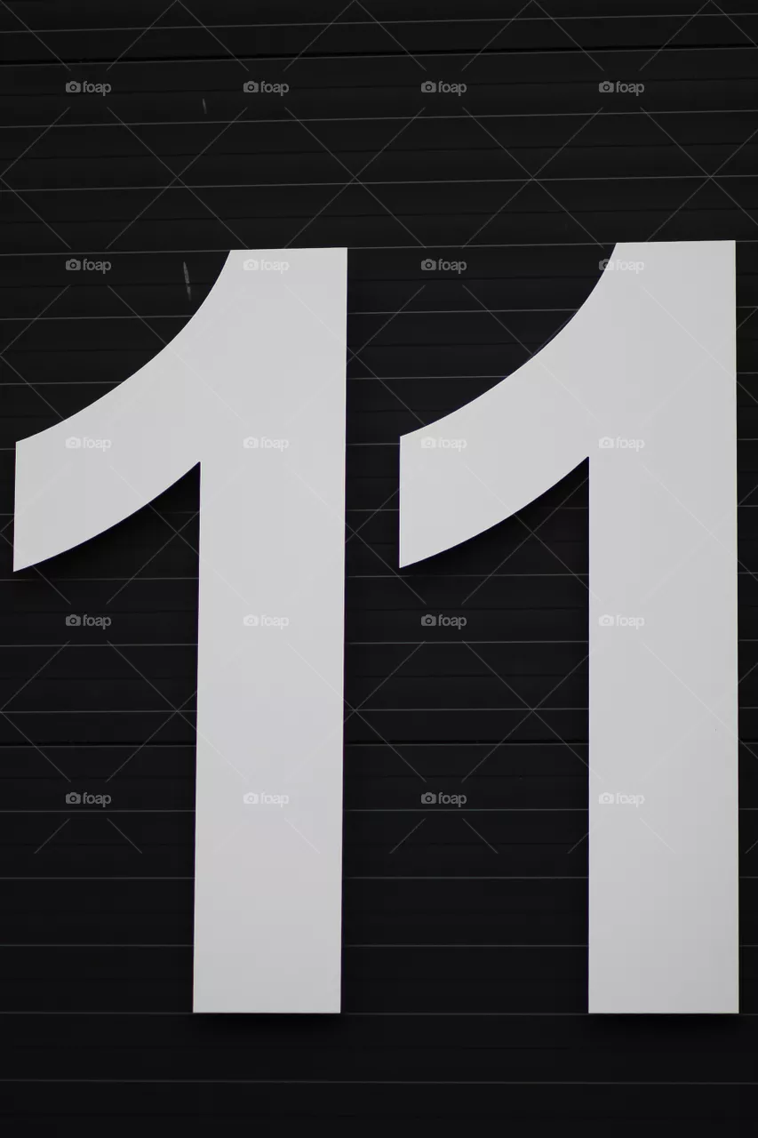 11