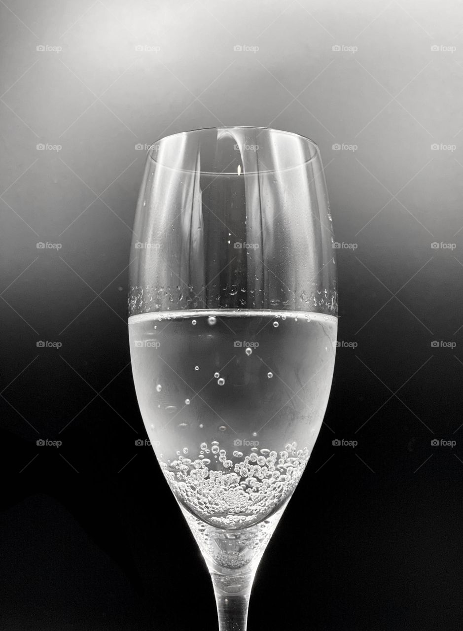 A simple glass of bubbly