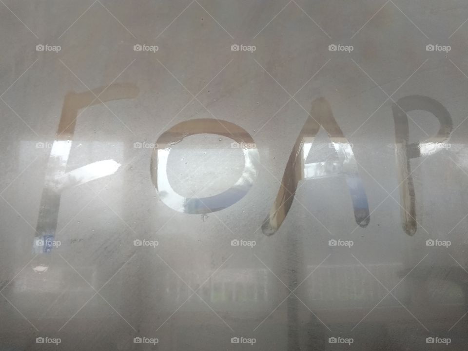 foap text water drop