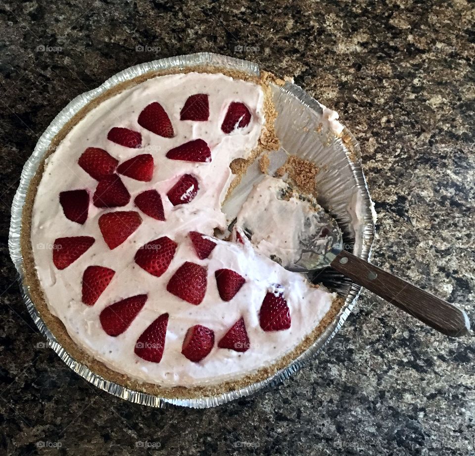 Homemade strawberry cheesecake pie 