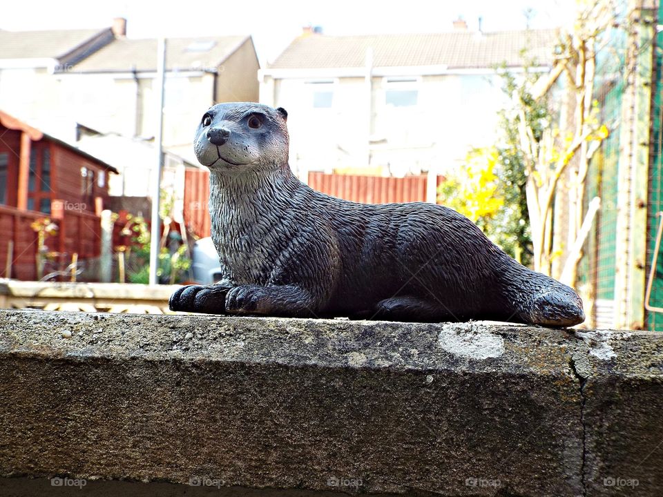 Otter the garden ornament