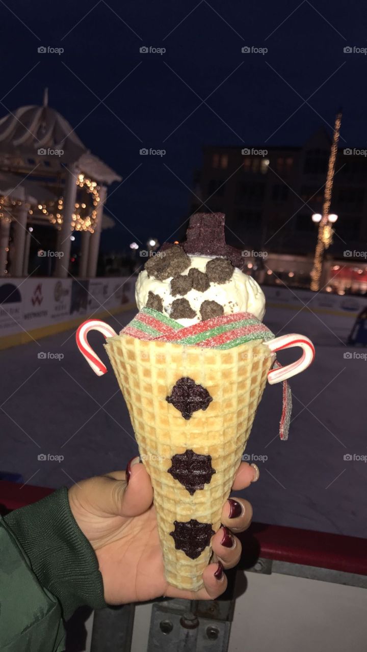 Ice cream while ice skating⛸