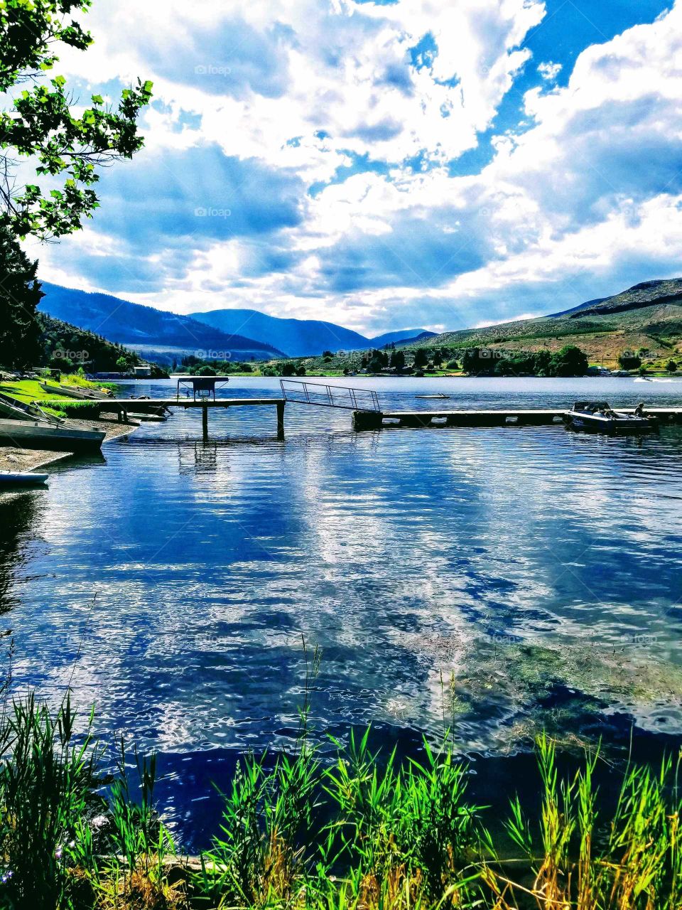 beautiful lake in eastern Washington state