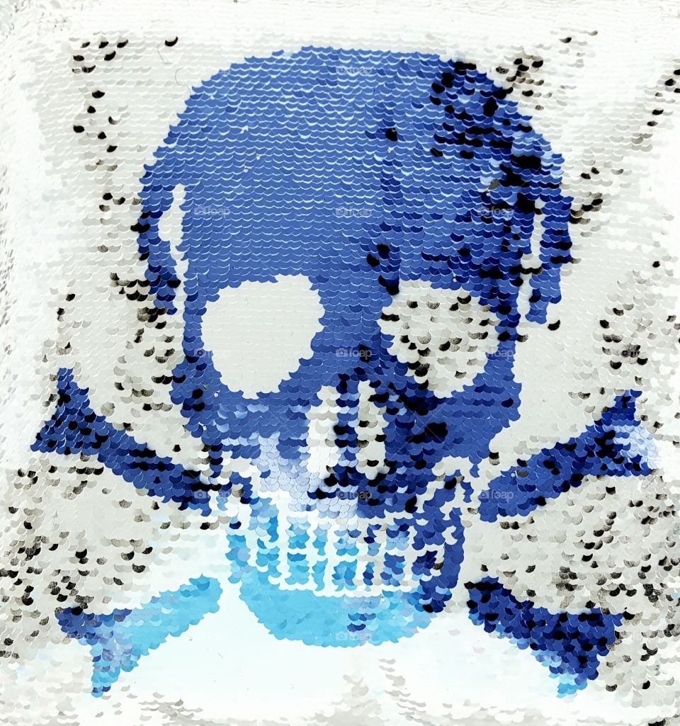 glitter skull negative