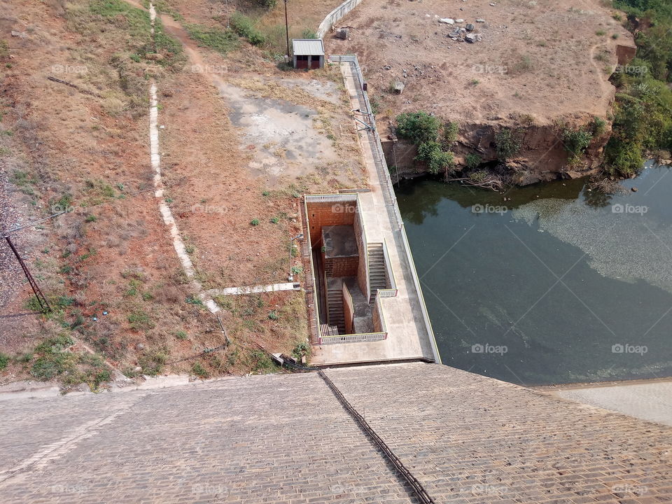 dam underground steps