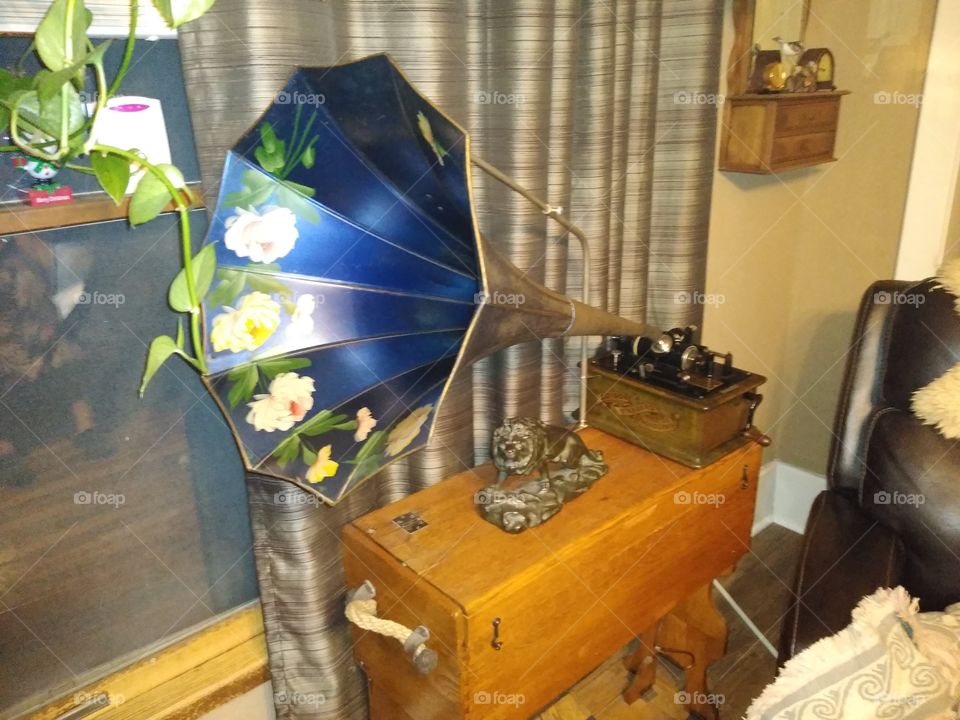 1898 Edison standard phonograph