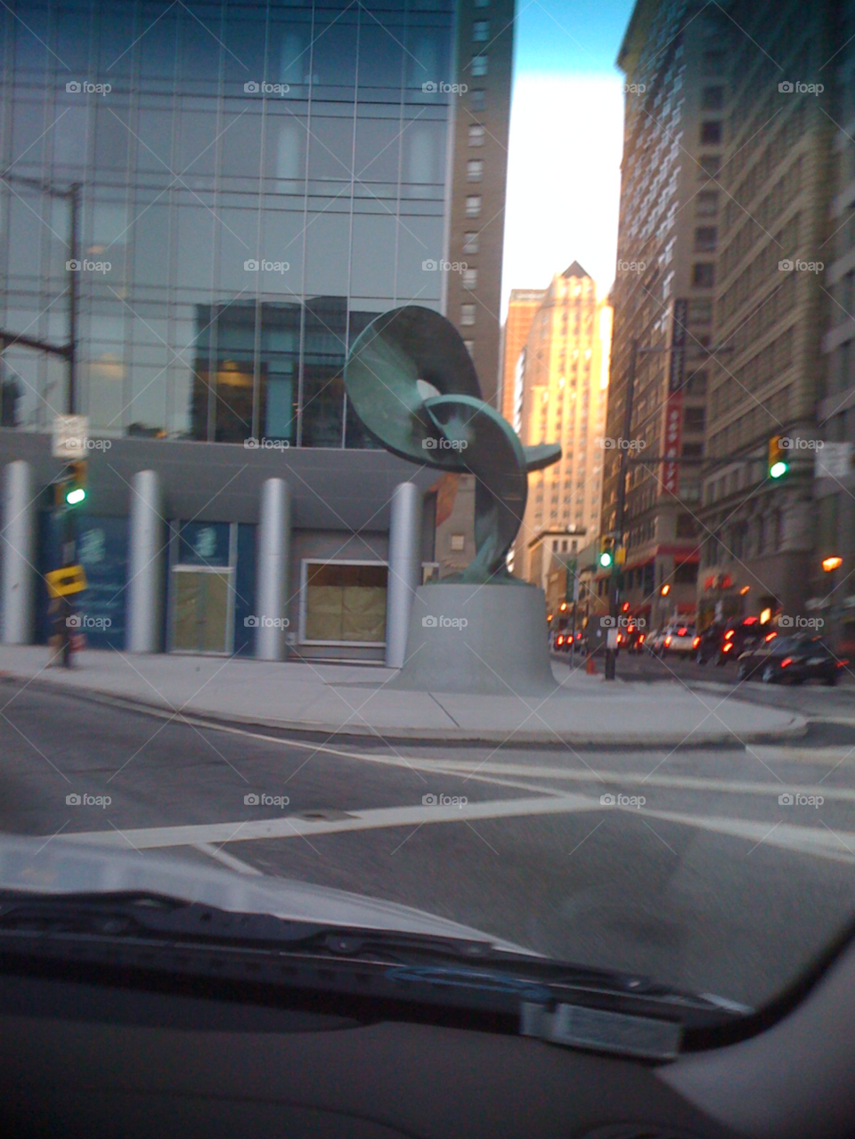 street statue building drive by michaella