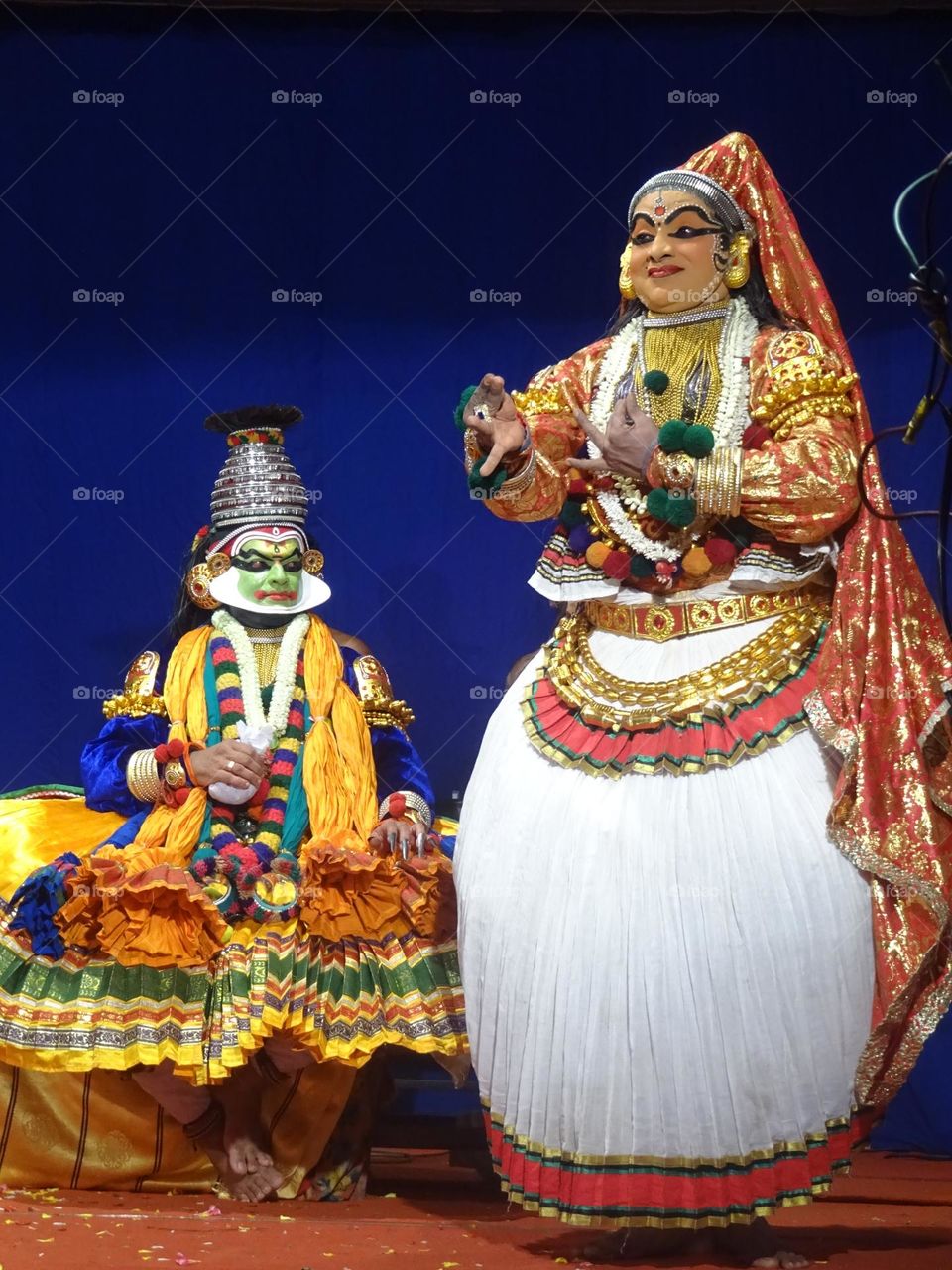 kathakali stage performance