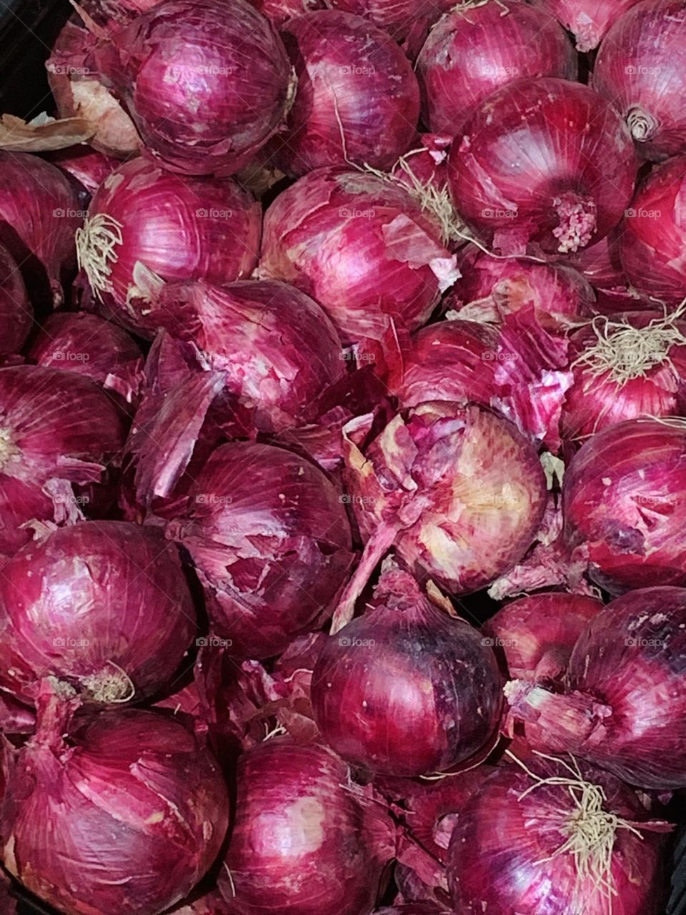 Do you know that in some other countries, onions are very expensive. Consume it wisely.