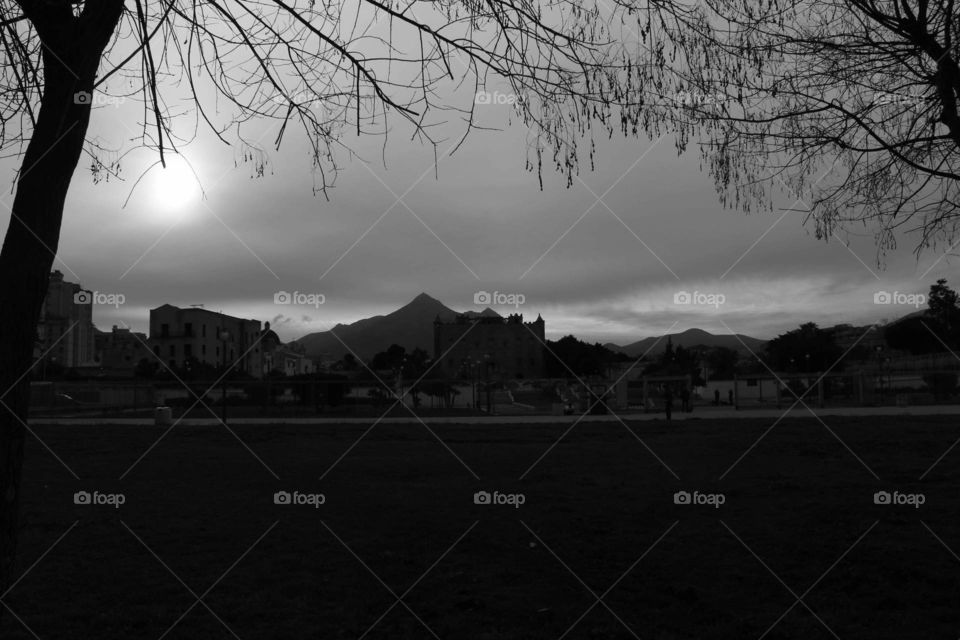 La Zisa con lo scirocco!