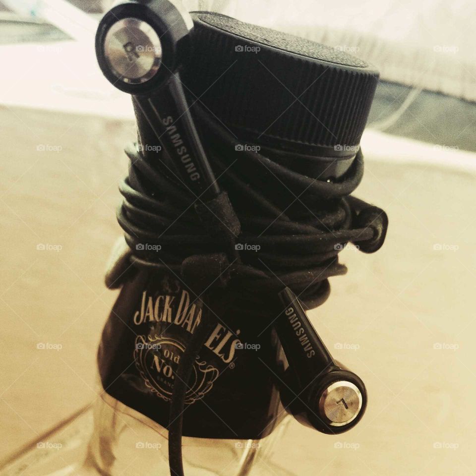 Jack Daniels with samsung earphone