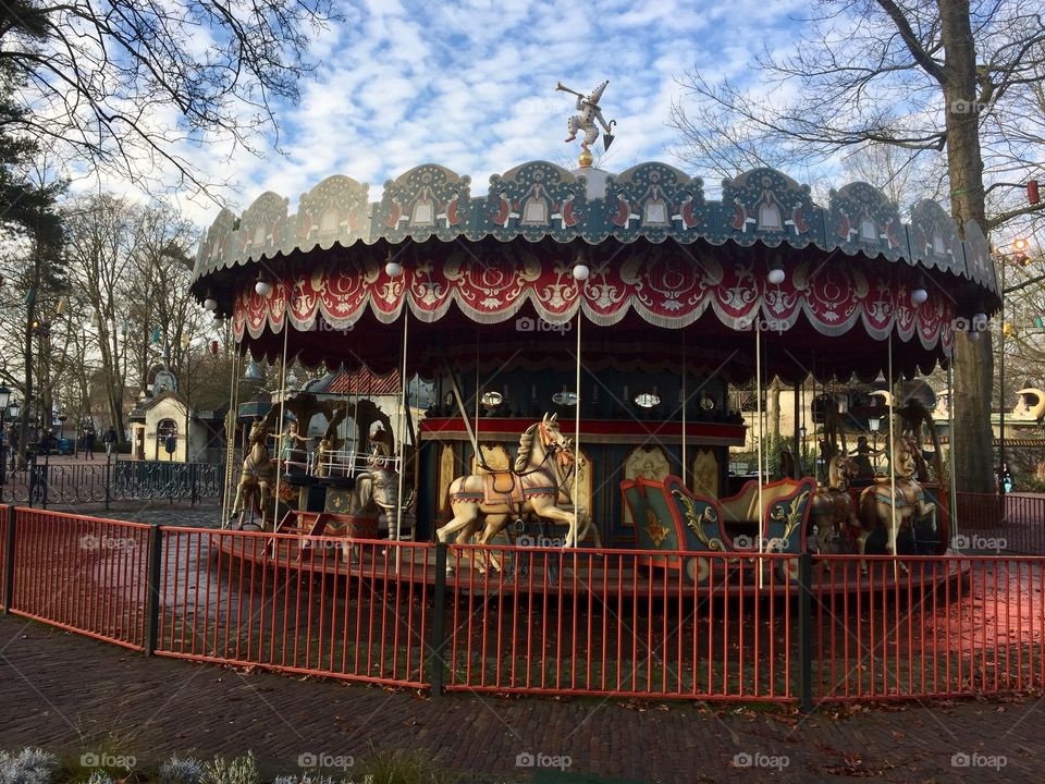 Dutch carousel 