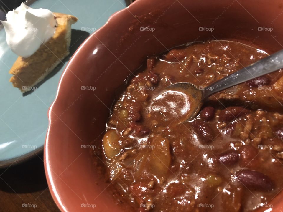 Chili and pumpkin pie