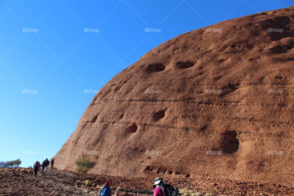 Hiking at Kata Kjutu in the Australian outback