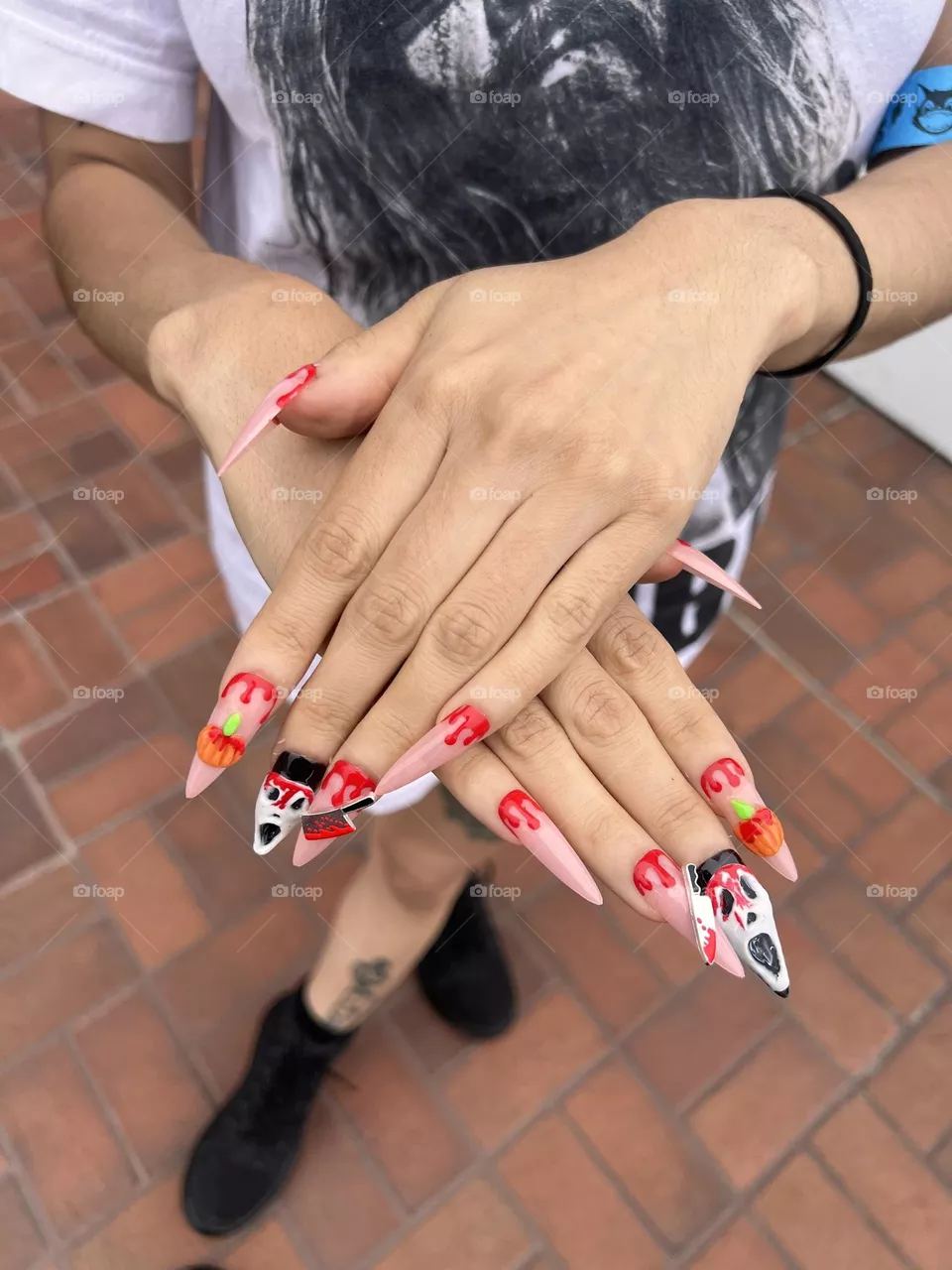 Halloween nails in 3D 