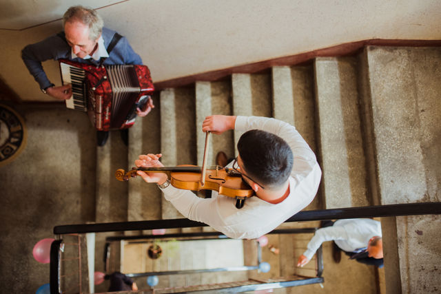 Muzic on stairs