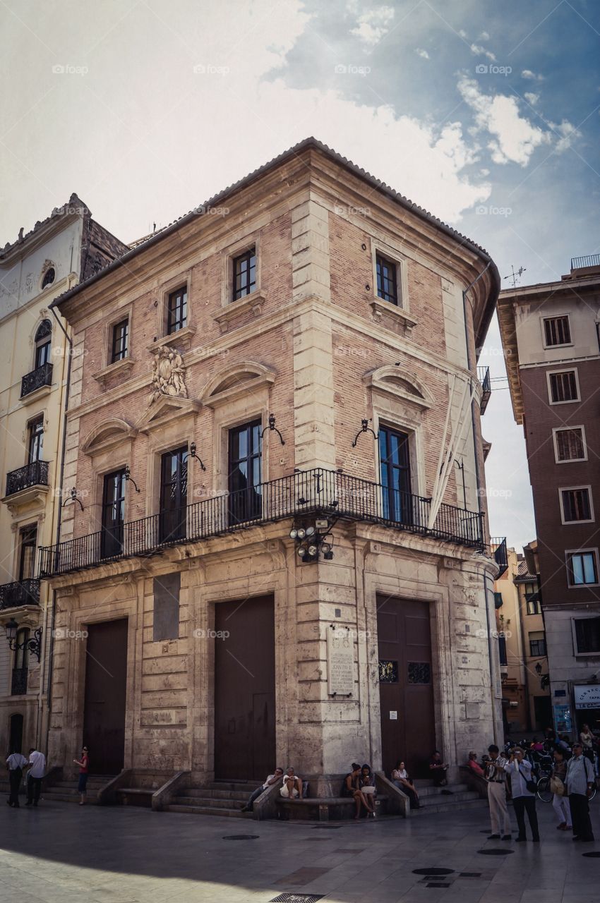 Biblioteca municipal carles ros, valencia, spain