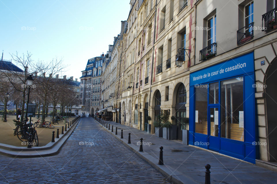 building facades in paris france