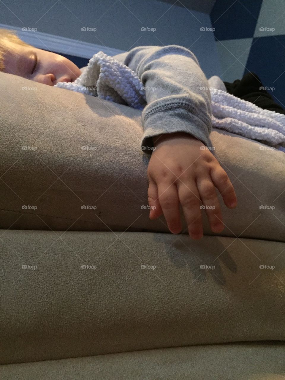 Sleepy Hand