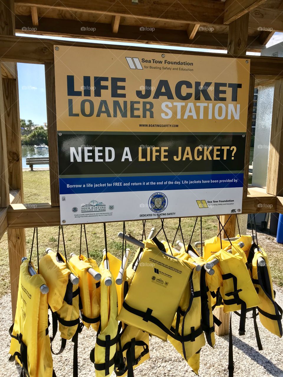 Life jackets loaner station 