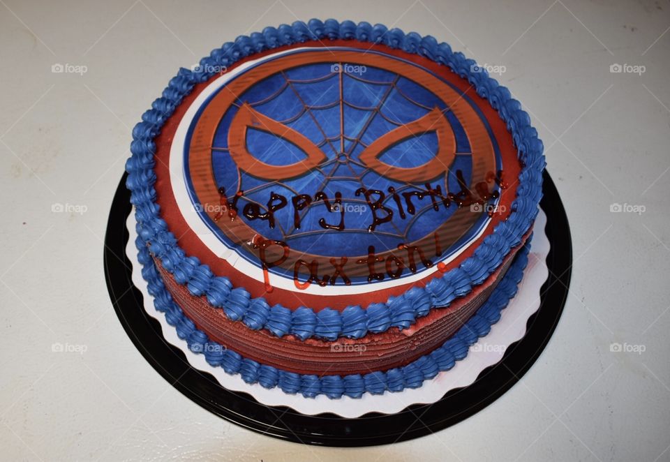 Spiderman ice-cream cake