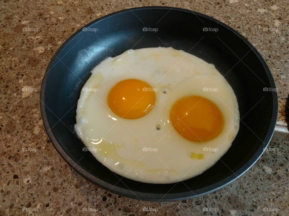 fried eggs