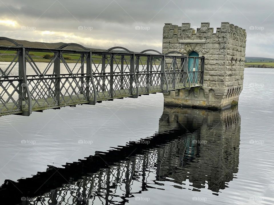 Reservoir tower