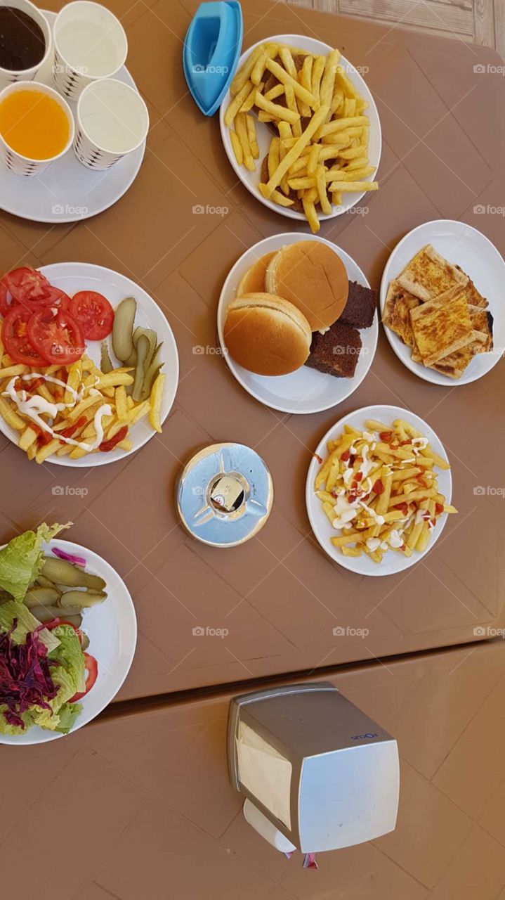 Light food made from fries and burgers with steaks