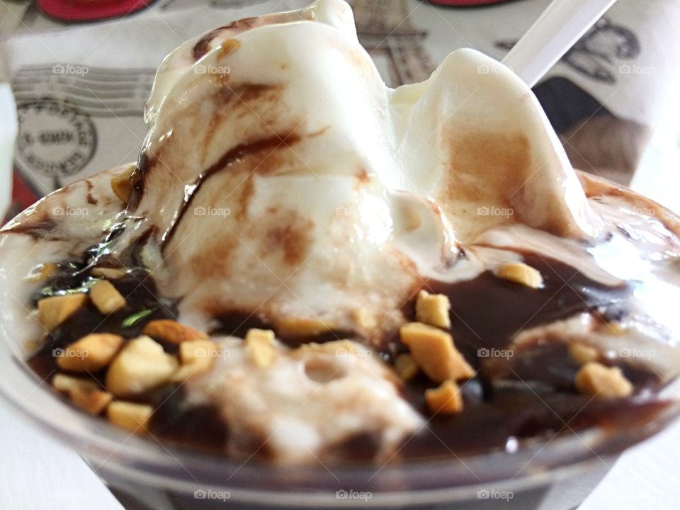 Chocolate Sundae 