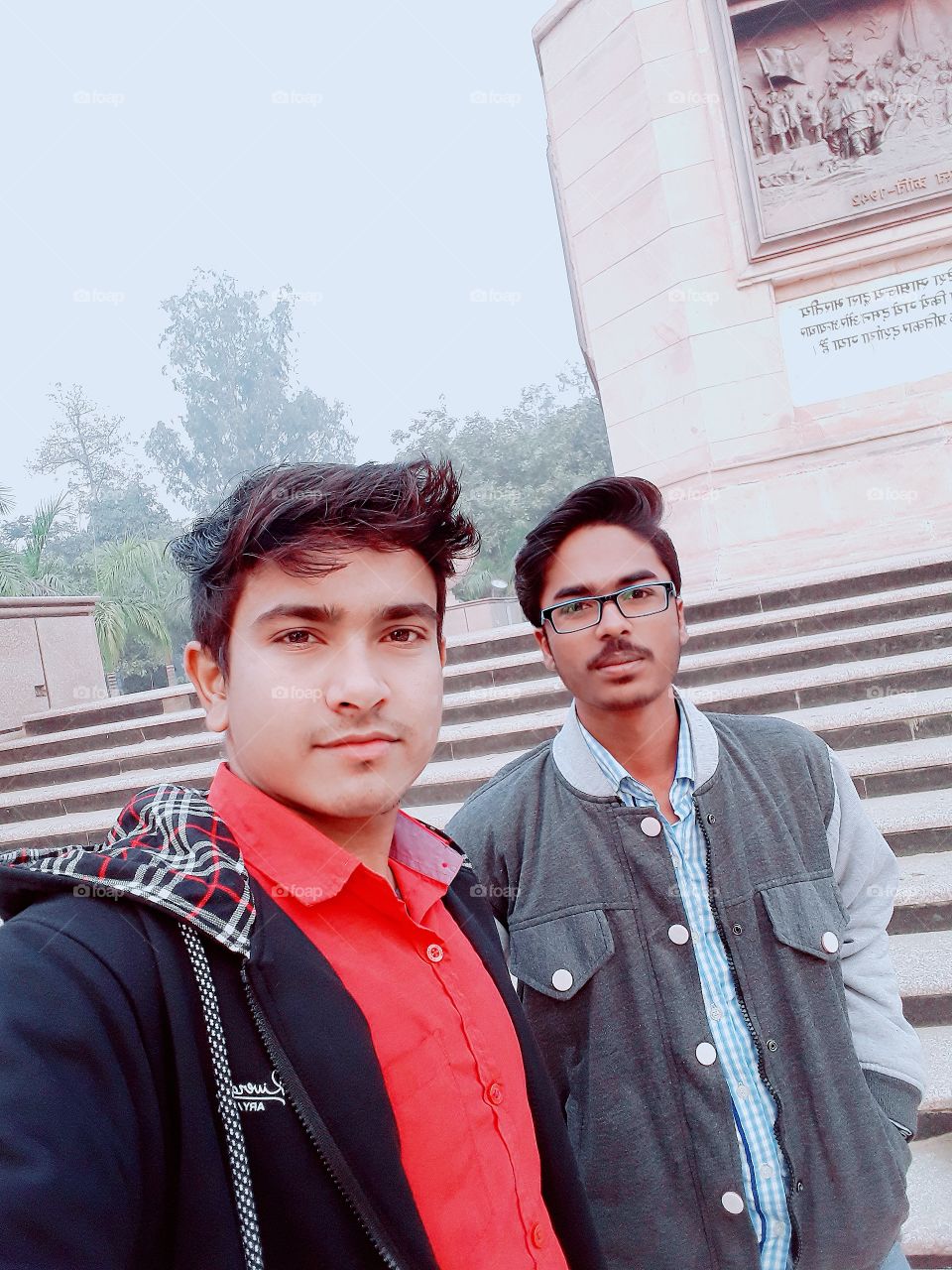 selfy with friend