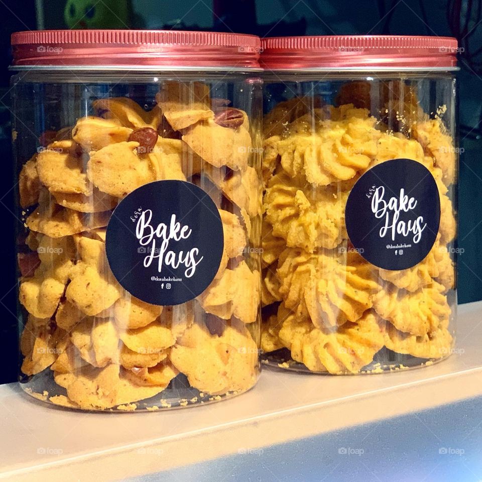 Nasi lemak and Singapore Laksa savoury cookies 