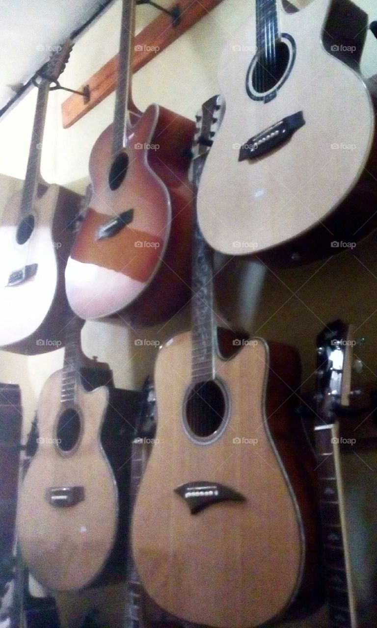 accoustic guitar