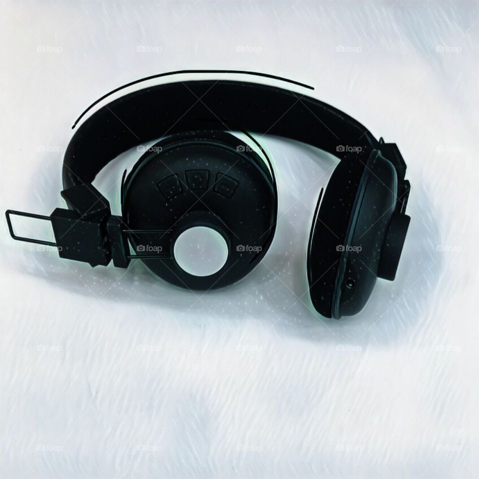 black headphone white background 