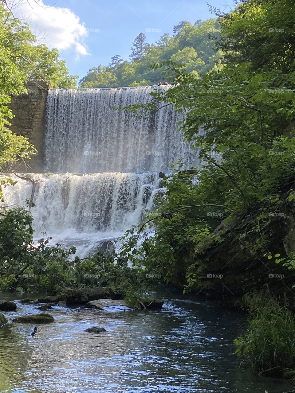 Waterfall Blanchard Springs 