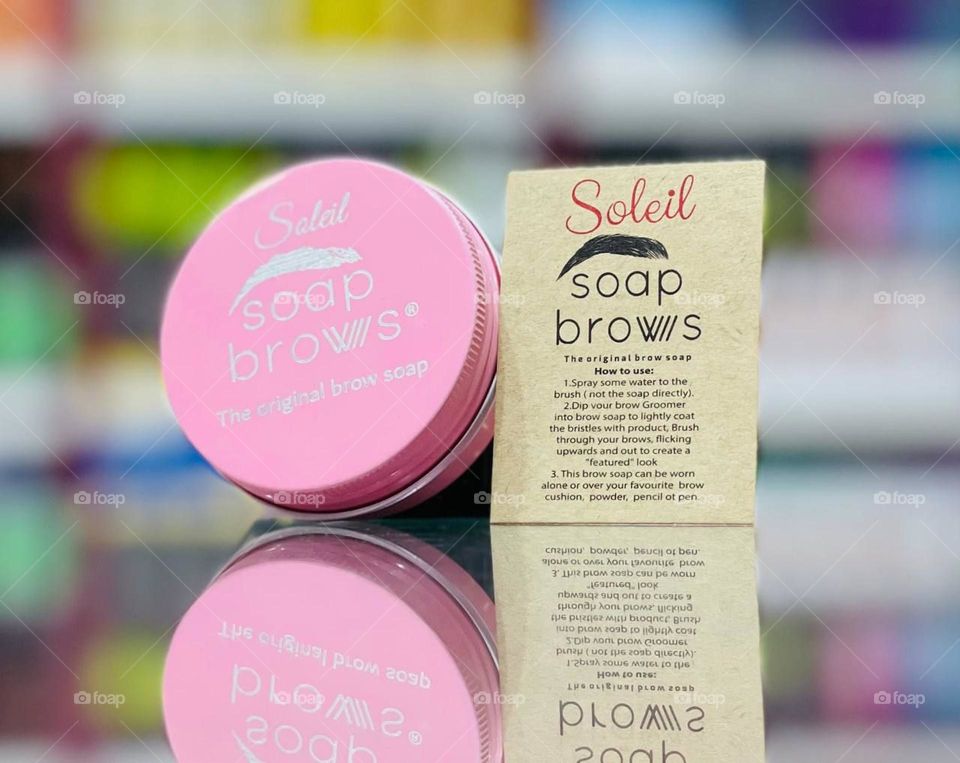 Soleil soap brows