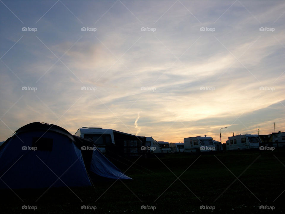 travel summer sunset trip by hexoic