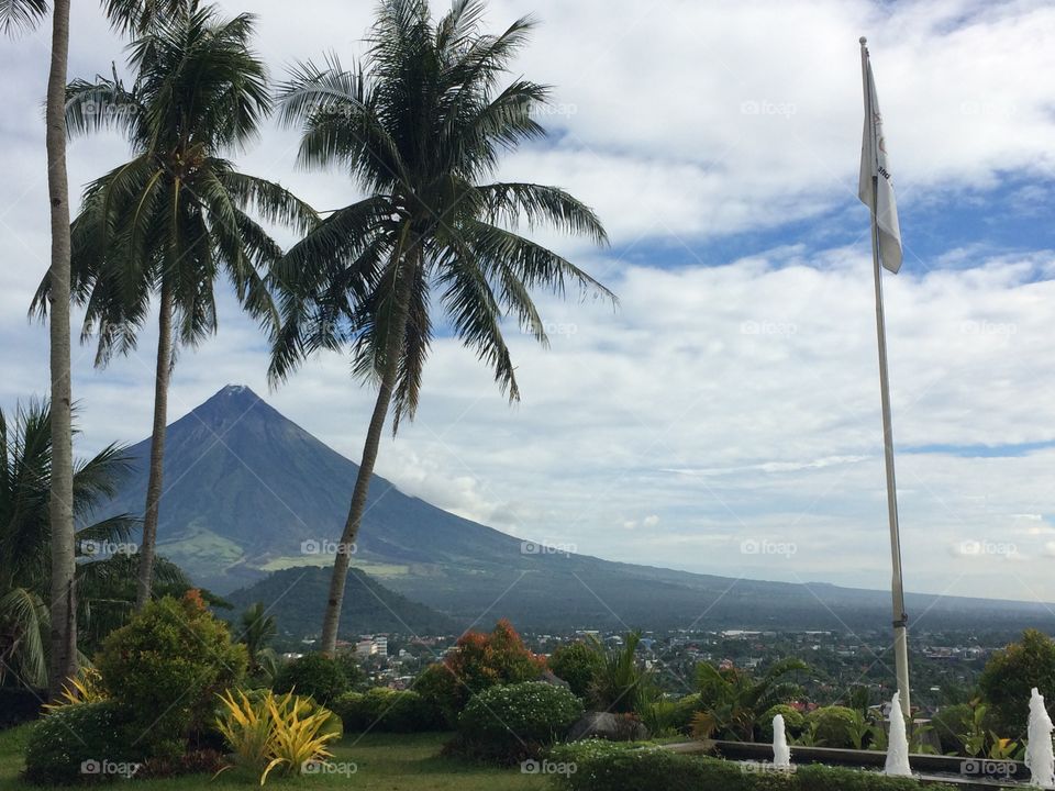 Mayon Volcano, The Perfect Cone