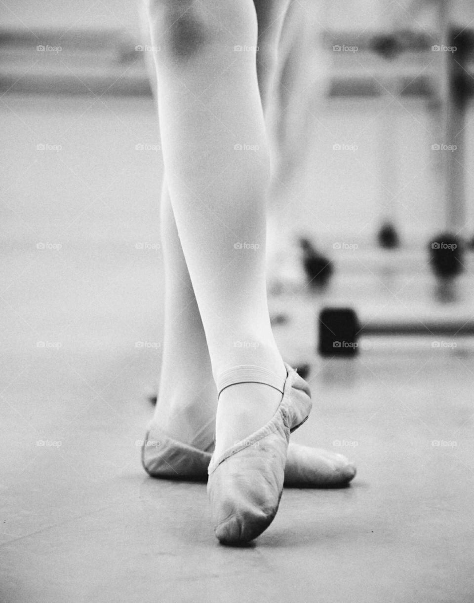 Ballet Pointe Class - Focused subject