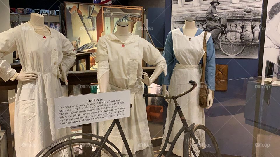 Stearns County, MN Red Cross / Nurse uniform from ~ 1918