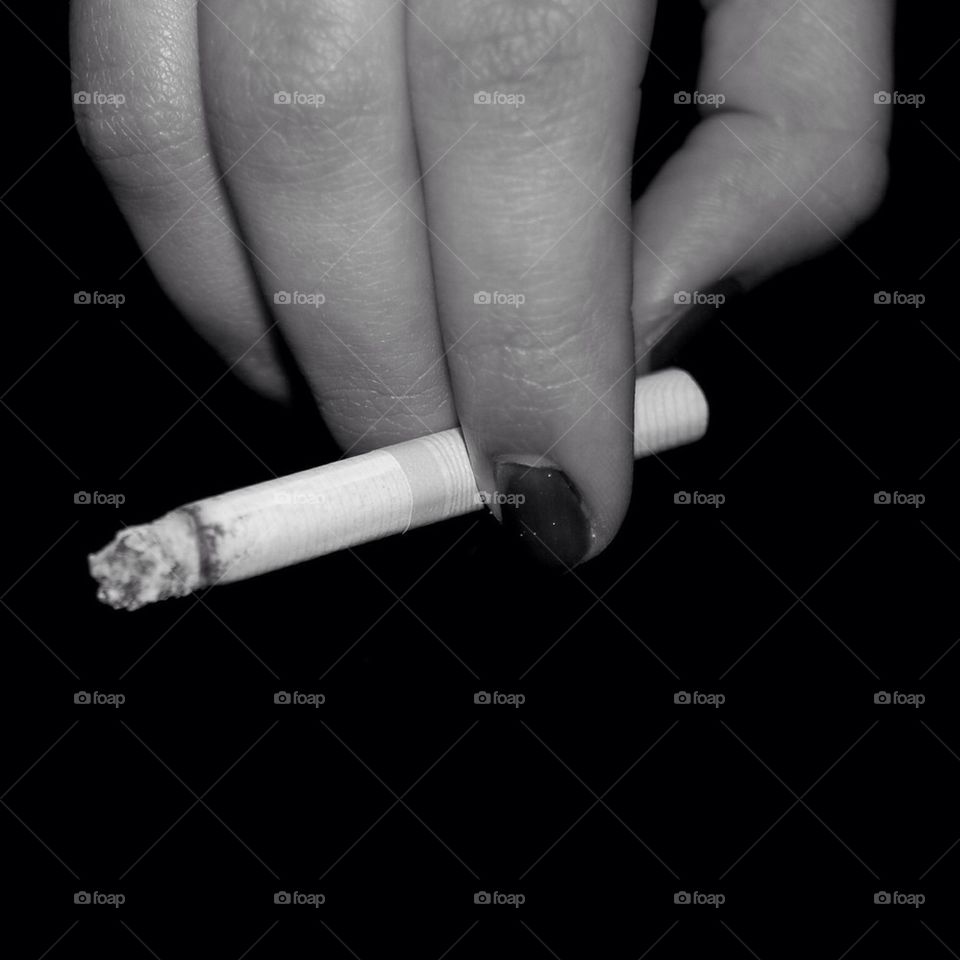 hand fingers health smoke by Petalskull