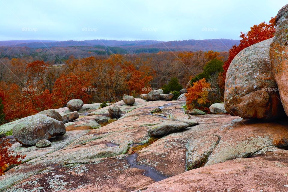 This makes the rocks look small