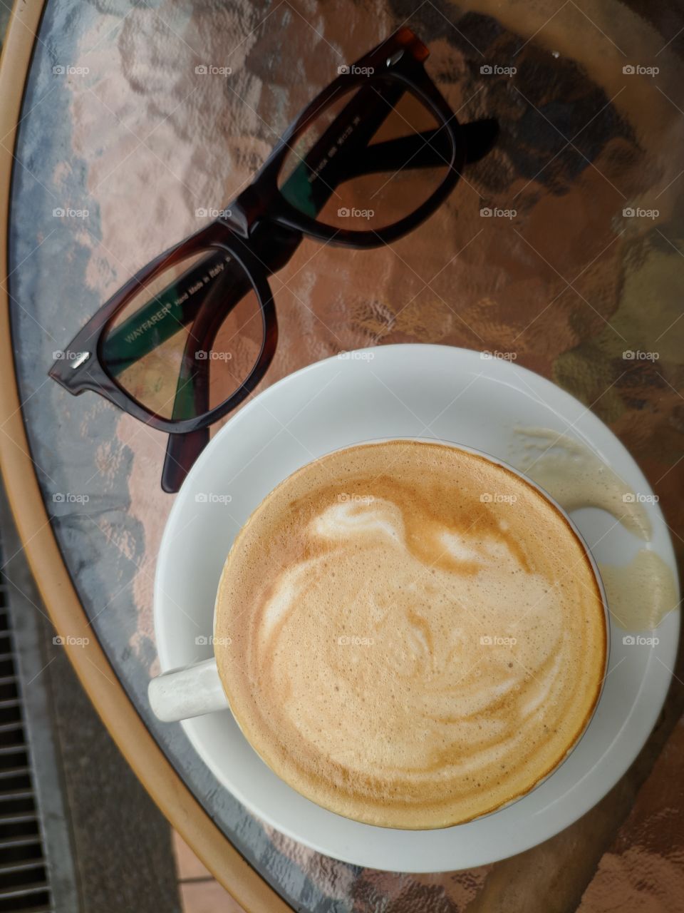 a coffe and eyeglass