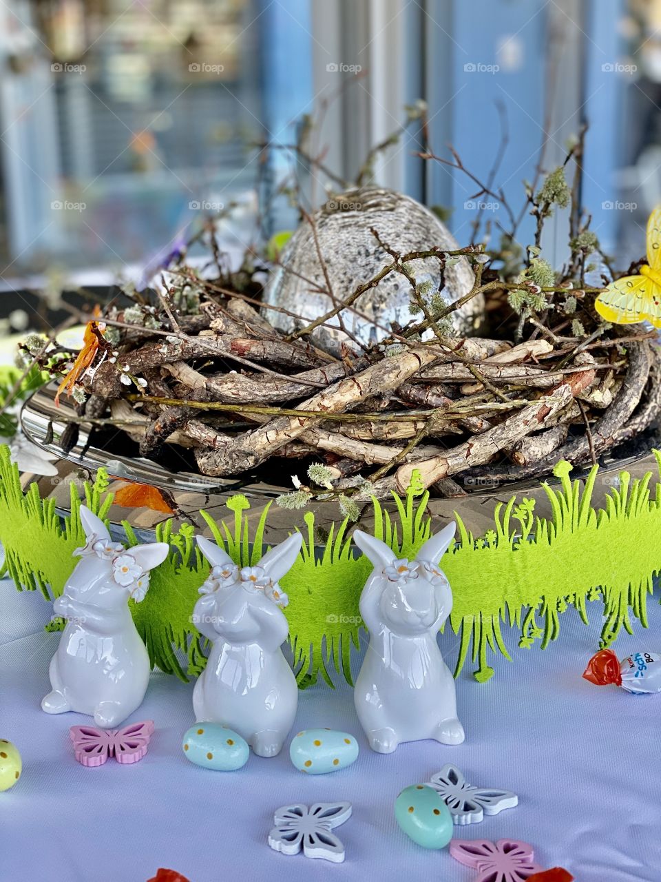 glad clock, glad clock as a gift for Easter, holiday gift Swiss clock glad, festive table, Easter, decorations on the table, joy, holiday, eggs, gifts