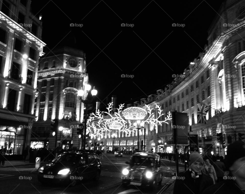Roaming the streets at night in London England 