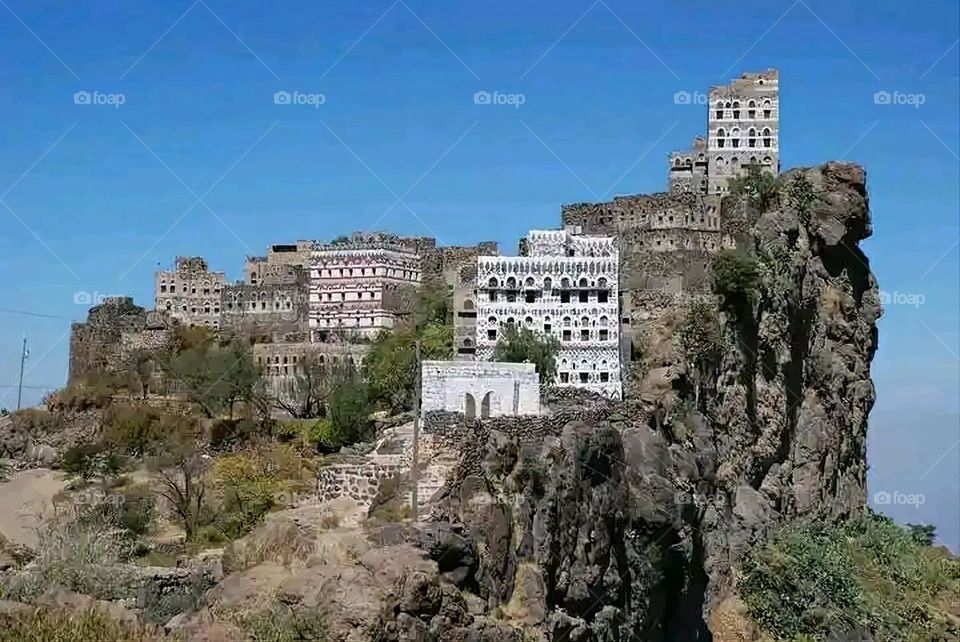Glory be to God, the magnificent and picturesque view and the natural green trees are a view that is nothing more wonderful than it