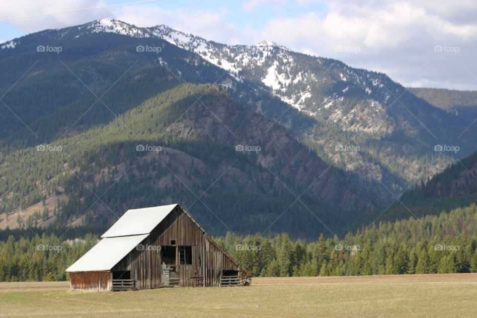 barn mountains farm rural by kevinray