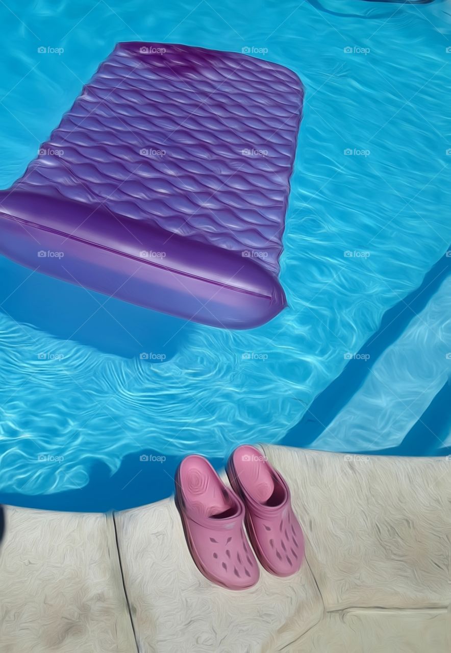 pool float blur