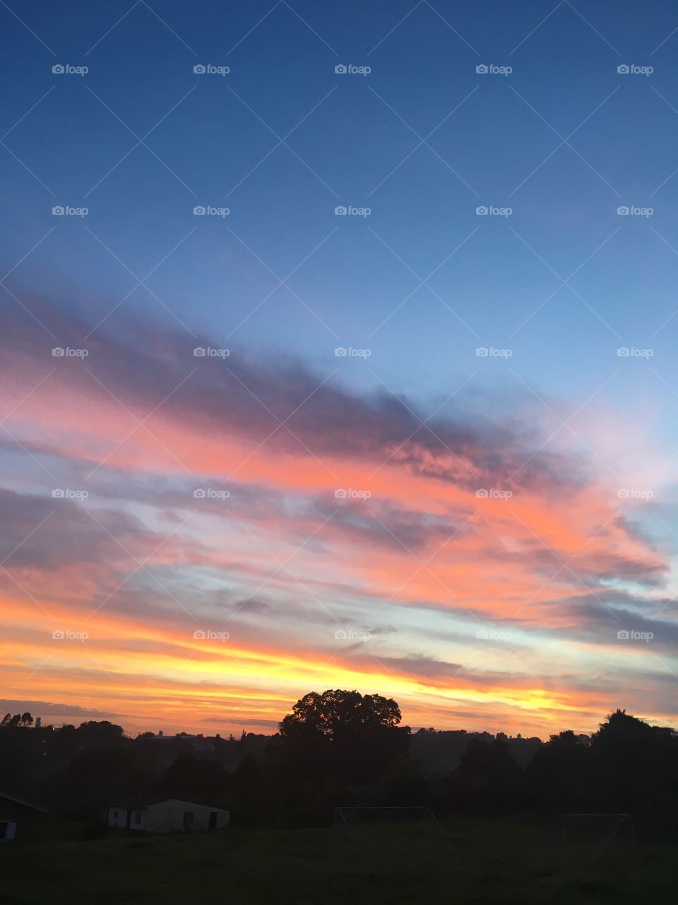 🌄🇺🇸 An extremely beautiful dawn in Jundiaí, interior of Brazil. Cheer the nature! / 🇧🇷 Um amanhecer extremamente bonito em Jundiaí, interior do Brasil. Viva a natureza! 