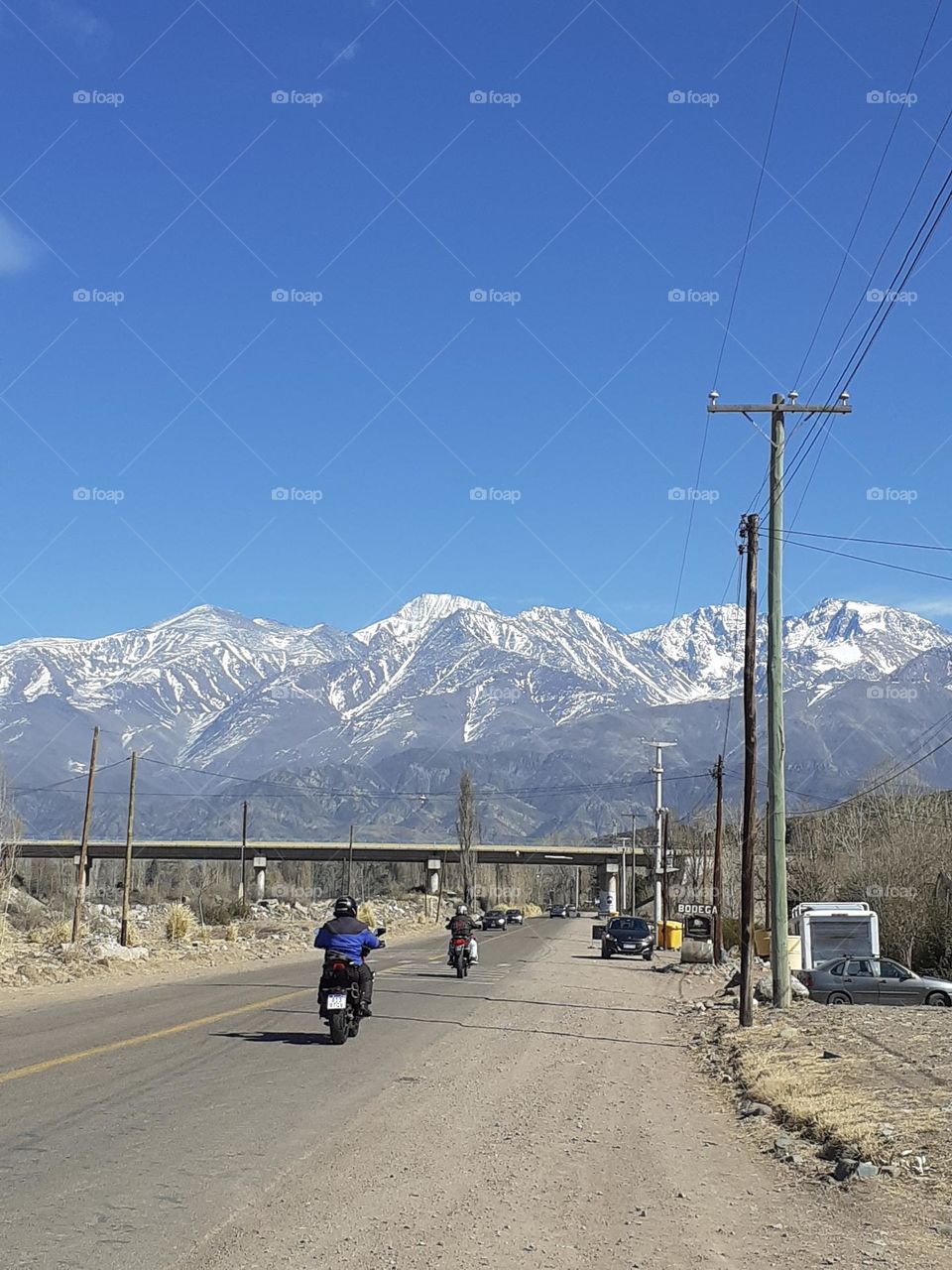 camino a la montaña nevada