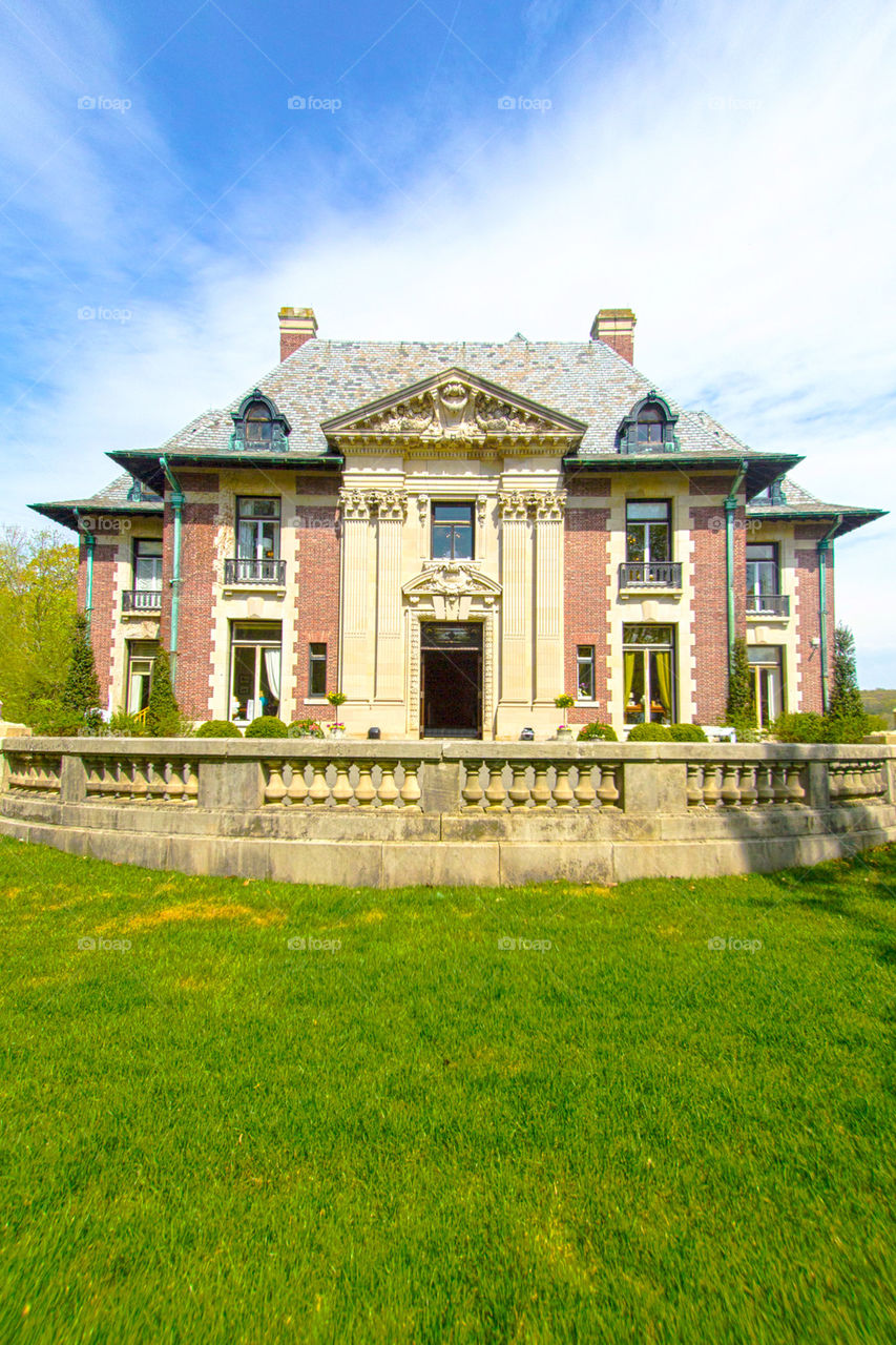Mansion 